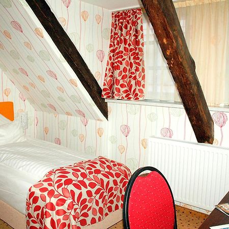 Maerchenhotel Bergen Auf Rugen Quarto foto