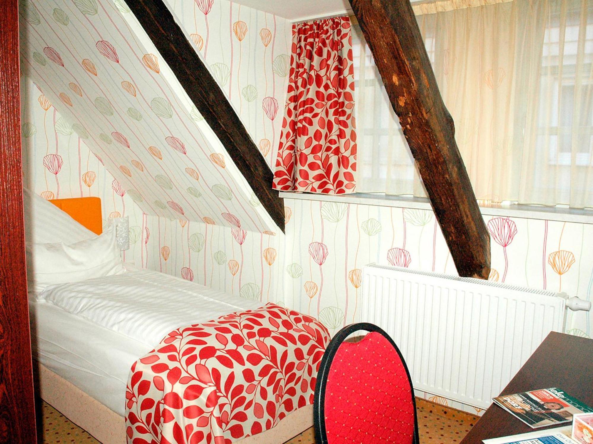 Maerchenhotel Bergen Auf Rugen Quarto foto
